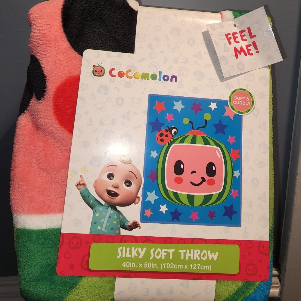 Cocomelon Throw
